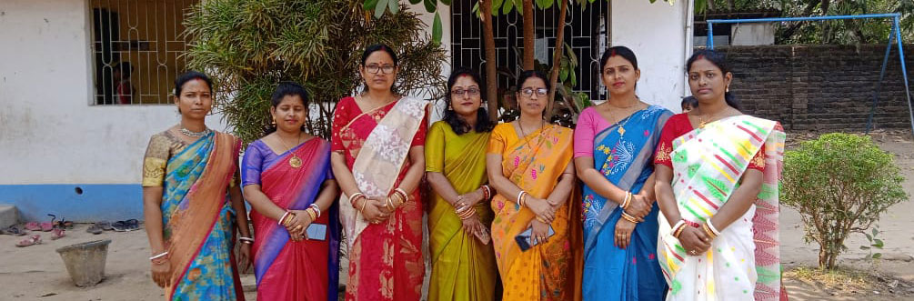 Members of Ratulia Palli Bikash Kendra